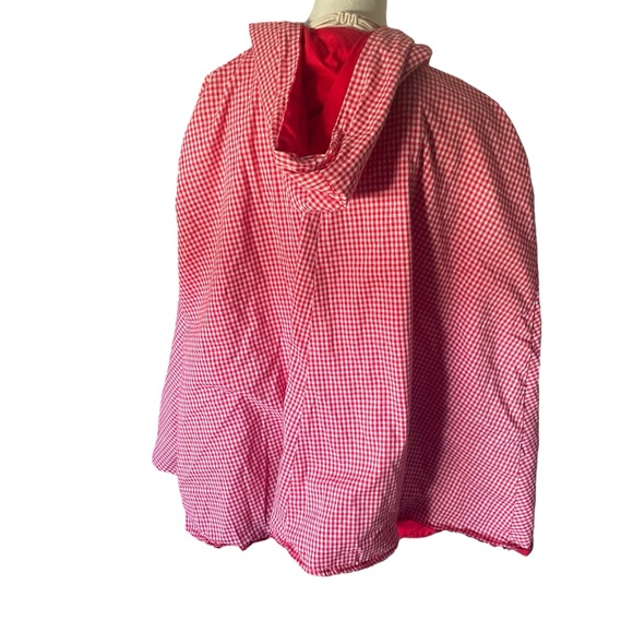 Red Riding Hood - Picture 4 of 6